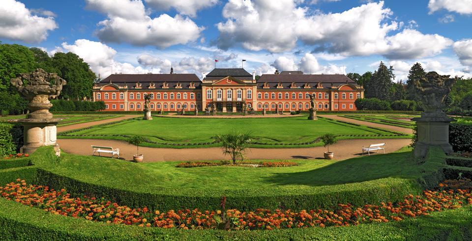 Royal Apartment